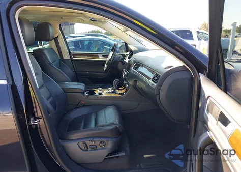 2016 Volkswagen Touareg Vr6 Lux from USA, damaged, VIN WVGEF9BP4GD003064